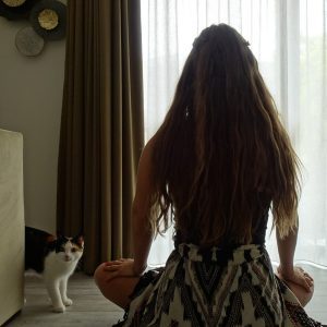 Leer hoe meditatie en mindfulness je helpen innerlijke rust, minder stress en betere focus te vinden voor een gezonder en gelukkiger leven.