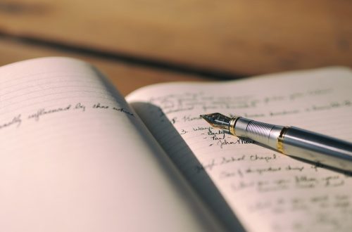 Afbeelding passend bij de blog “Dagboek van een healer: Balans vinden in onrustige tijden”, waarin persoonlijke inzichten, heling en het vinden van balans centraal staan